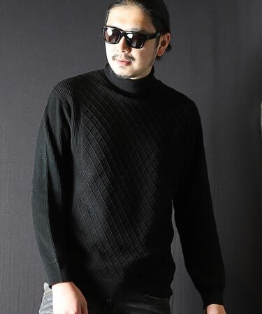 アーガイル×畦編みタートルネックニット