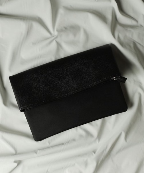 シンセティックレザー２WAYクラッチバッグ/ショルダーバッグ