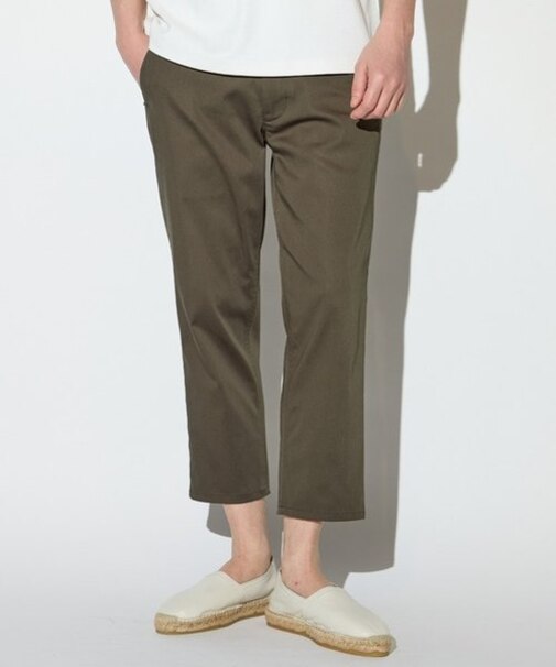 サテンストレッチクロップドパンツ