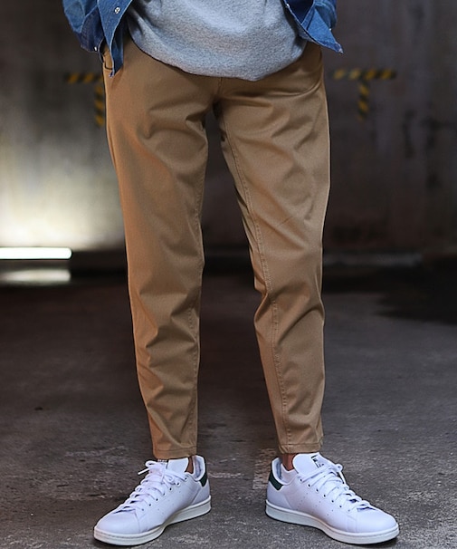 WONDERSHAPE(ワンダーシェイプ) スリムテーパードパンツ