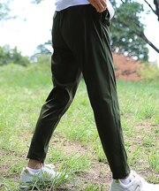 WONDERSHAPE(ワンダーシェイプ) スリムテーパードパンツ