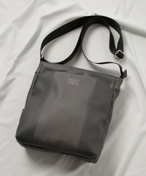 PRO-SPERITY別注ショルダーバッグ