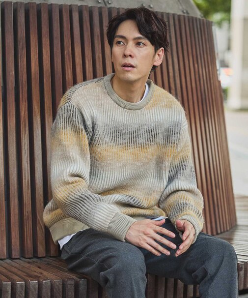 グラデーション ストライプ ボーダー クルーネックニット
