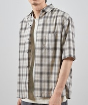 アメリカンチェックレギュラーカラー半袖シャツ