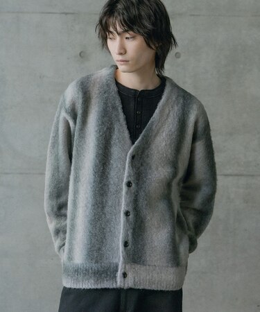 グラデーションストライプカーディガン