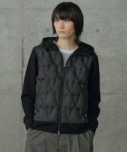 フーデッド機能中綿ブルゾン
