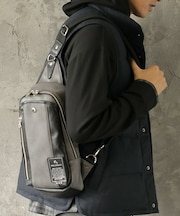 PRO-SPERITY別注ボディバッグ