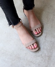 セパレートフラットストラップサンダル(4031)