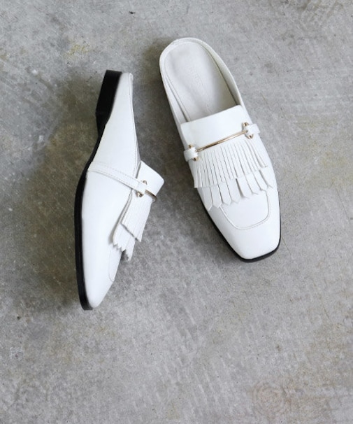 スクエアメタリックフリンジローファーミュールサンダル【1.5cmヒール】(3032)