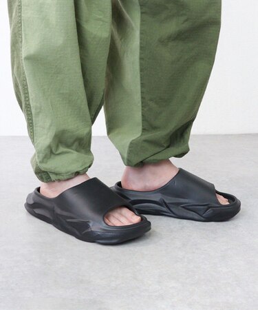 ボリュームスライドサンダル (2418)