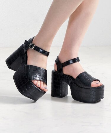 厚底アンクルストラップサンダル (1686)