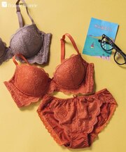 しっかり盛れるノンワイヤー繊細な総レース 「スタイルアップワイヤレス ペアブラジャー（ワイヤー無し）」 ノンワイヤーブラショーツセット