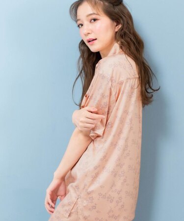 milky-satin半袖パジャマシャツ・ハーフパンツ上下セット