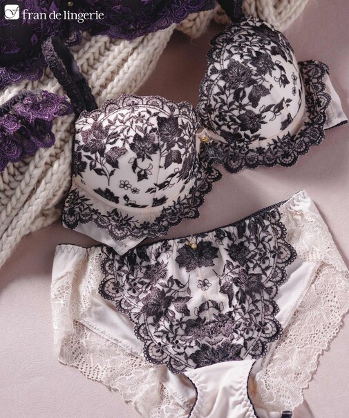 ロマンチックな華ありランジェリーしっかり盛胸&安定感◎ 「クラシカルフローラル ペアブラジャー(ワイヤー有り)」 ブラジャーショーツセット