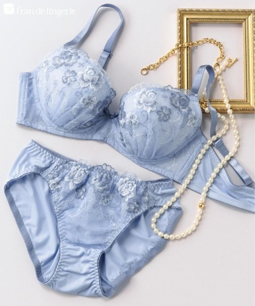 刺繍レースのベーシックデザイン自分らしいバストに 「フランスタンダード004 ペアブラジャー(ワイヤー有り)」 ブラジャーショーツセット