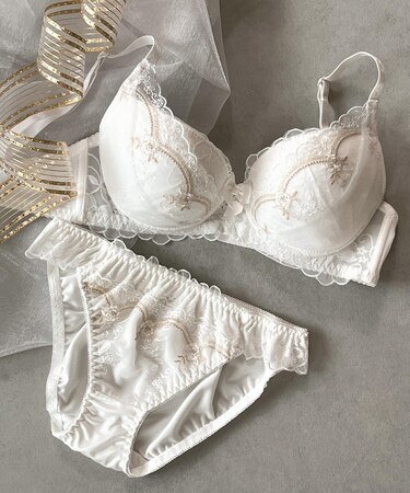 新作続々☆ 「ペアブラジャー ペアブラジャー（ワイヤー有り）」 ブラジャーショーツセット