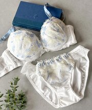 新作続々☆ 「ペアブラジャー ペアブラジャー（ワイヤー有り）」 ブラジャーショーツセット