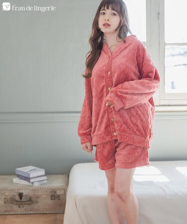 もこもこ ルームウェア ショートパンツ レディース 冬 あったか パジャマ モコモコ 着る毛布「メモリーフリース」