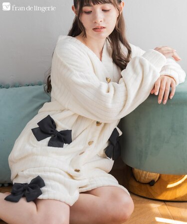 もこもこ ショートパンツ ルームウェア パジャマ レディース 冬 あったか 前開き モコモコ 着る毛布「メモリーフリース」