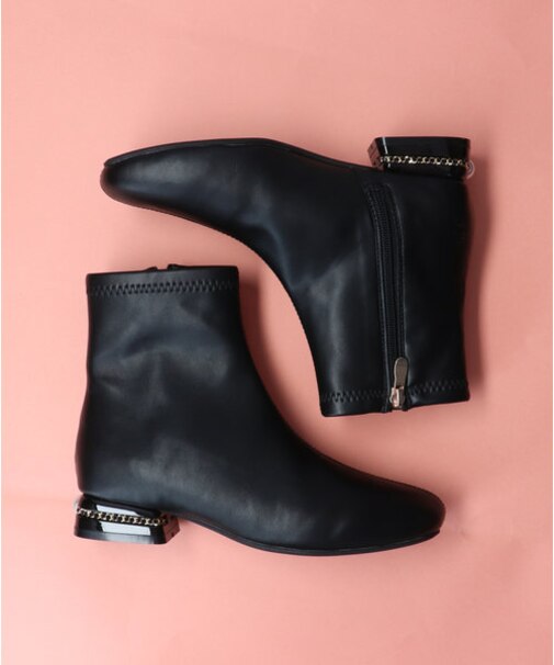 【Bridget Birkin】パールチェーンヒールストレッチショートブーツ