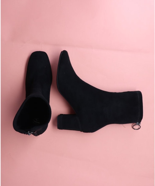 【Bridget Birkin】編み込みヒールストレッチショートブーツ