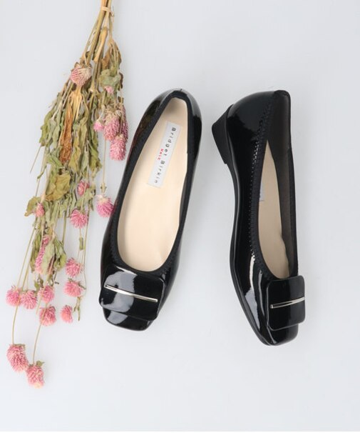 【BRIDGET BIRKIN WALK】バックルモチーフウォーキングパンプス