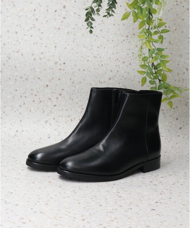 【CORSO ROMA， 9】ラウンドトウベーシックショートブーツ