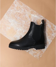 【INTER-CHAUSSURES】ラウンドトウタンクソールサイドゴアブーツ