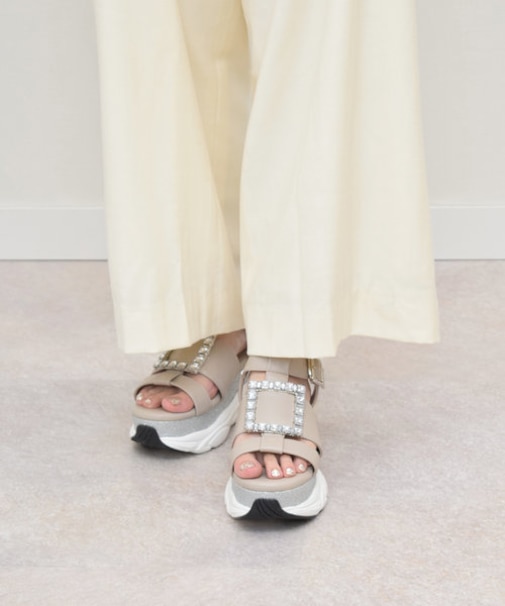 【BRIDGET BIRKIN】スクエアバックルスポーツサンダル