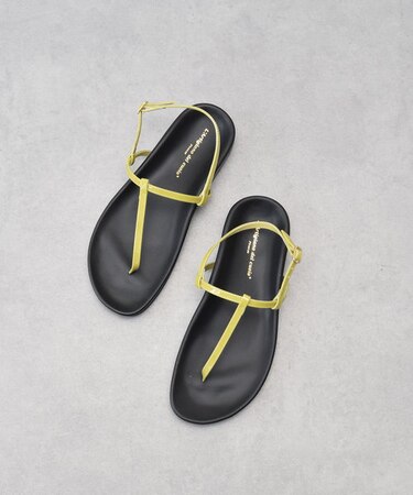 【L'Artigiano del cuoio】フットベッドTストラップトングサンダル