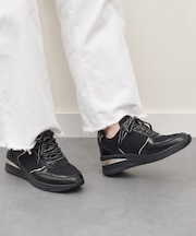 《新色入荷》【TAMARIS】サイドジップ5cmヒールスニーカー
