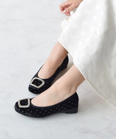【BRIDGET BIRKIN WALK】バックルモチーフウォーキングパンプス