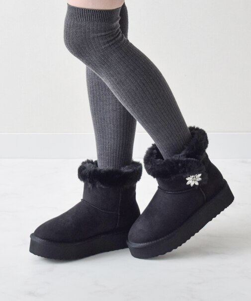 【BRIDGET BIRKIN】ポイントビジュームートンブーツ