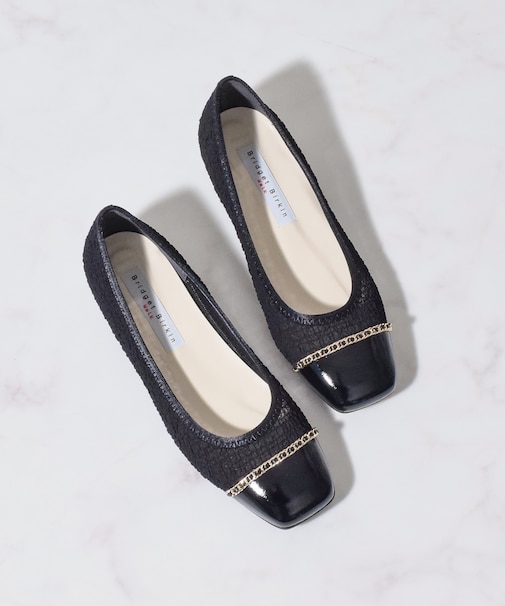 【Bridget Birkin Walk】チェーンアクセントスクエアパンプス(555221)