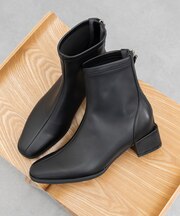 【PARADIS COULEUR】スクエアトウバックジップストレッチブーツ