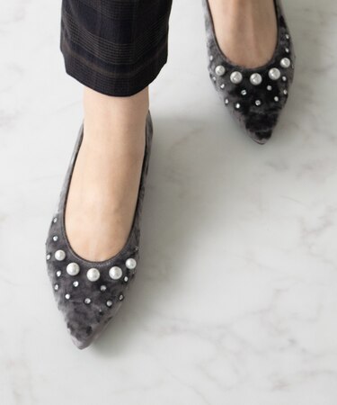 【BRIDGET BIRKIN】パールストーンベロアパンプス