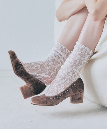 【BRIDGET BIRKIN】トップラインビジューオブリークパンプス