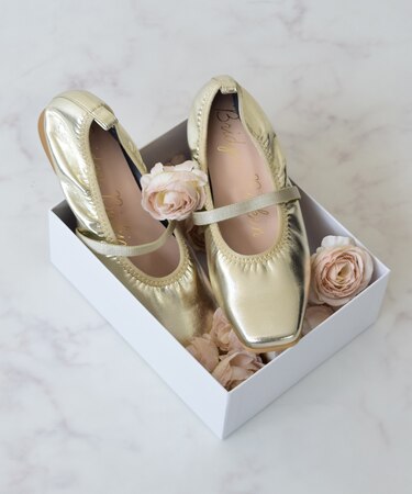 【BRIDGET BIRKIN】エラスティックバンドスクエアバレエシューズ