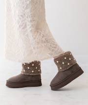 【BRIDGET BIRKIN】キルティングビジュームートンブーツ