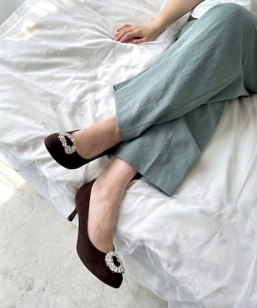 【BRIDGET BIRKIN】ラウンドビジューパンプス