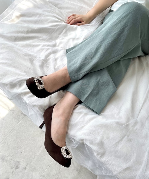 【BRIDGET BIRKIN】ラウンドビジューパンプス