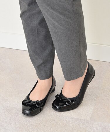 【BRIDGET BIRKIN WALK】アクリルチェーンウォーキングパンプス
