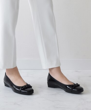 【BRIDGET BIRKIN WALK】アクリルチェーンウォーキングパンプス