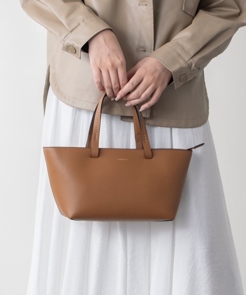 【LORISTELLA】ベーシックレザーハンドバッグ