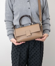 【LORISTELLA】スモールサイズレザーフラップバッグ