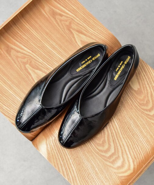 【INTER-CHAUSSURES】ラウンドトウセンターシームパンプス