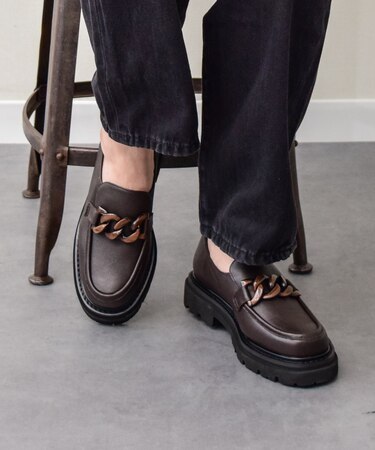 【INTER-CHAUSSURES】撥水厚底チェーンローファー