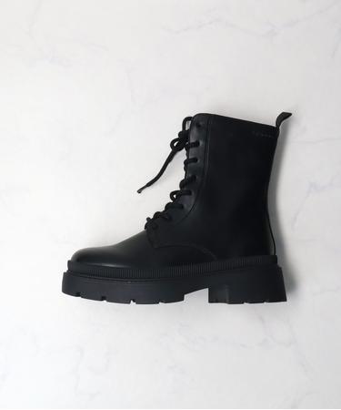 【TAMARIS】ボリュームソールレースアップブーツ