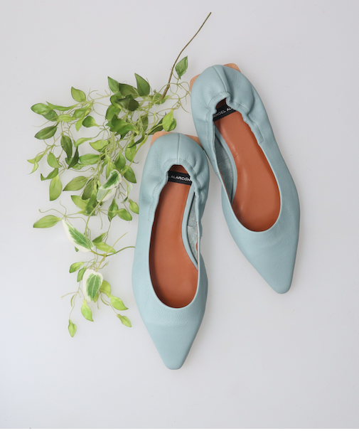 【ANGEL ALARCON】ポインテッドトウシャーリングパンプス