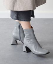 【ANGEL ALARCON】フレアヒールセンターシームショートブーツ